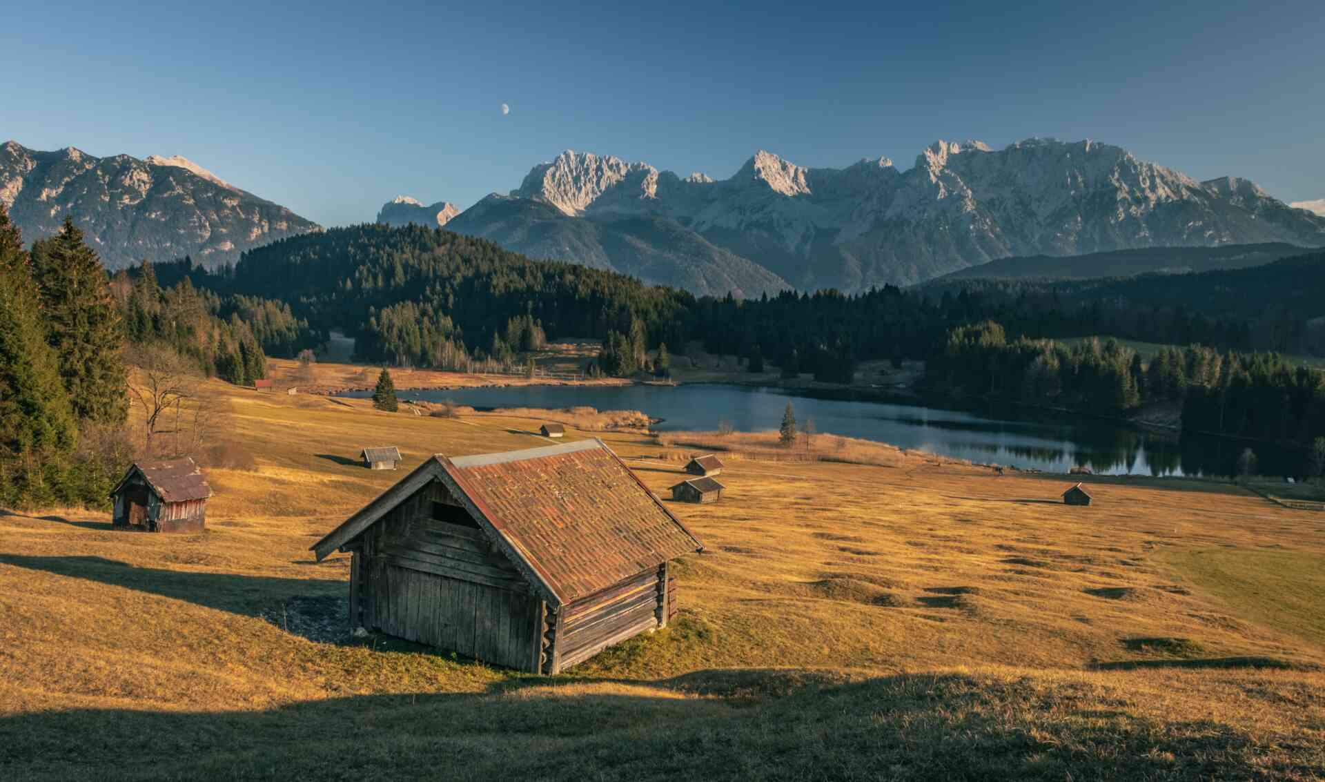 Herbst am Geroldsee in Krün.